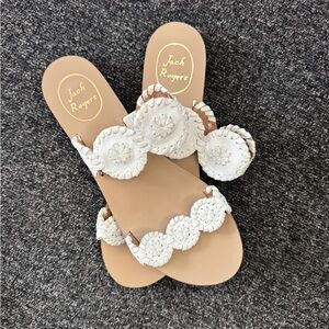 Jack Rogers Women’s White Leather Flat Sandals Medallion